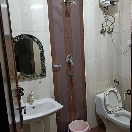 Shri Achyutam Villa - Offering Best Value In Vrindavan Exterior photo