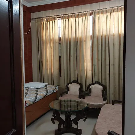 Shri Achyutam Villa - Offering Best Value In Vrindavan Exterior photo