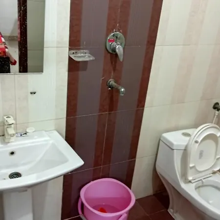 Shri Achyutam Villa - Offering Best Value In Vrindavan Exterior photo